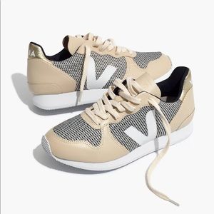 New in Box Madewell x Veja Holiday Low Top Mesh Sneakers